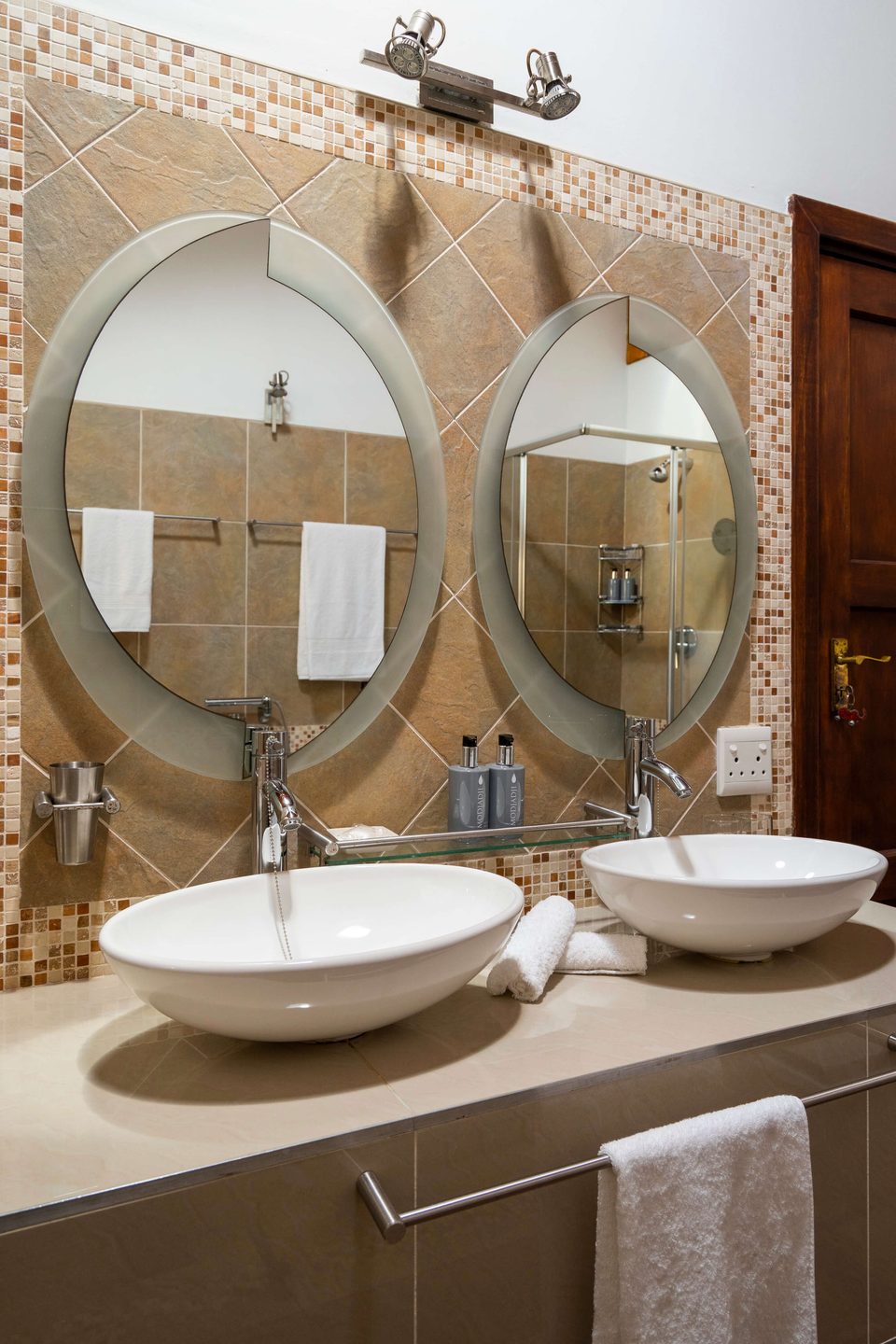 Bathroom basins in the White Room en-suite