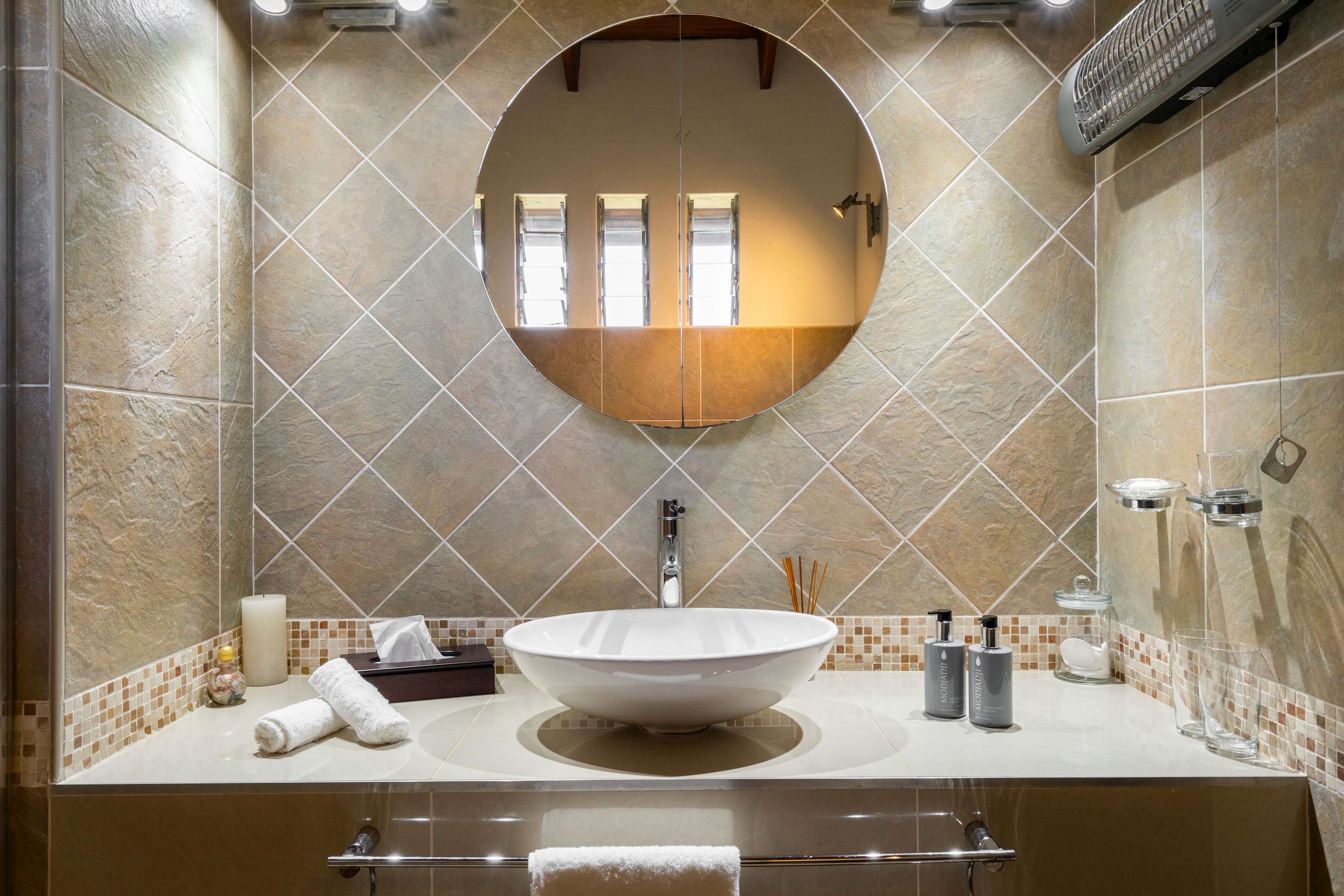Gold Room Basin