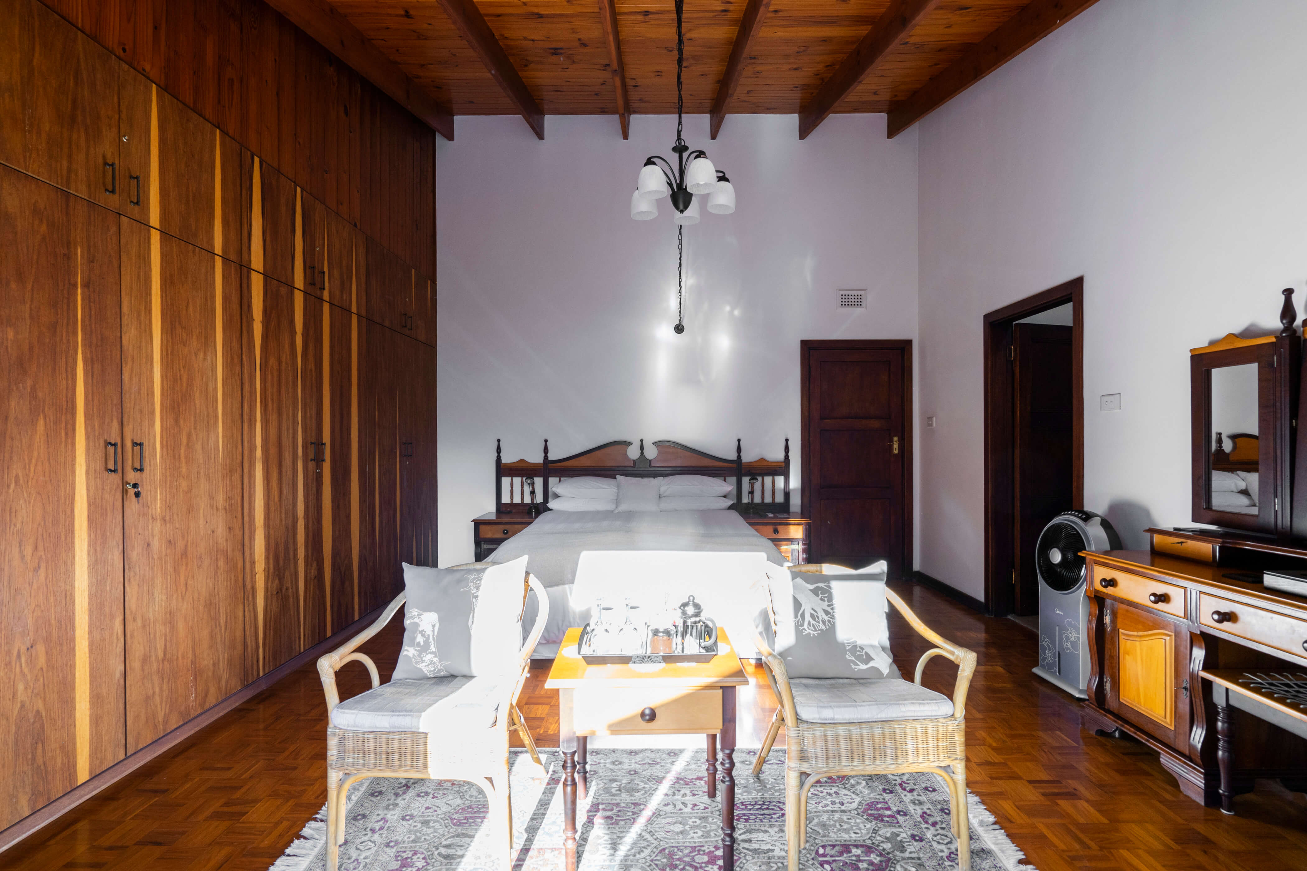 White Room at The Anchorage Krantzkloof